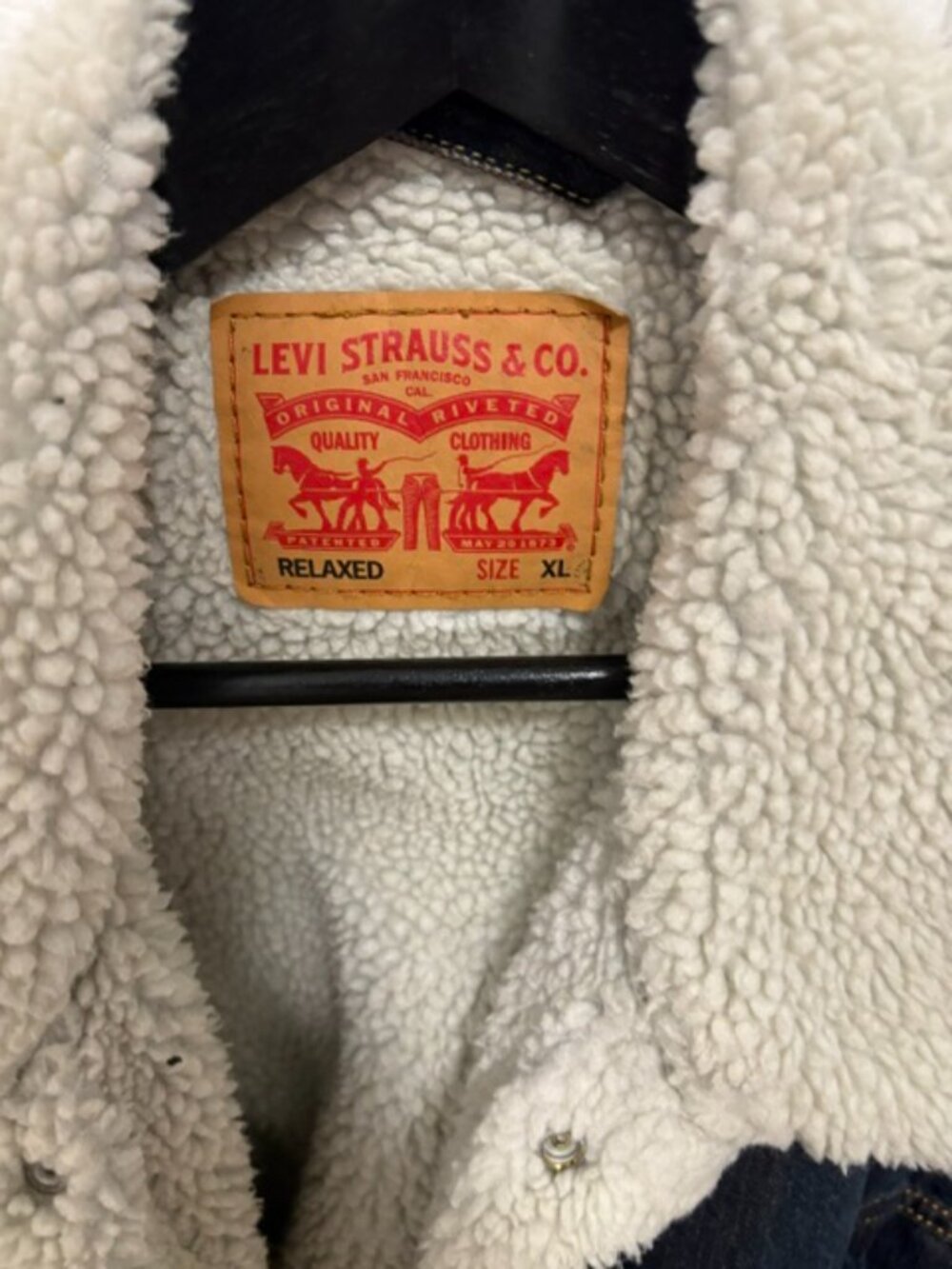 Relaxed Fit Sherpa Trucker Jacket XL. - Picture 2 of 5